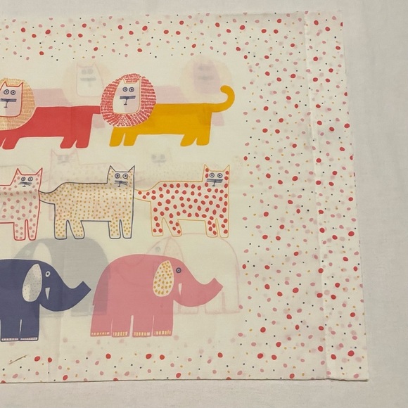 Vintage 1982 J P Stevens Utica Animals Zoo Pillowcase Lot of 2 - Picture 4 of 16
